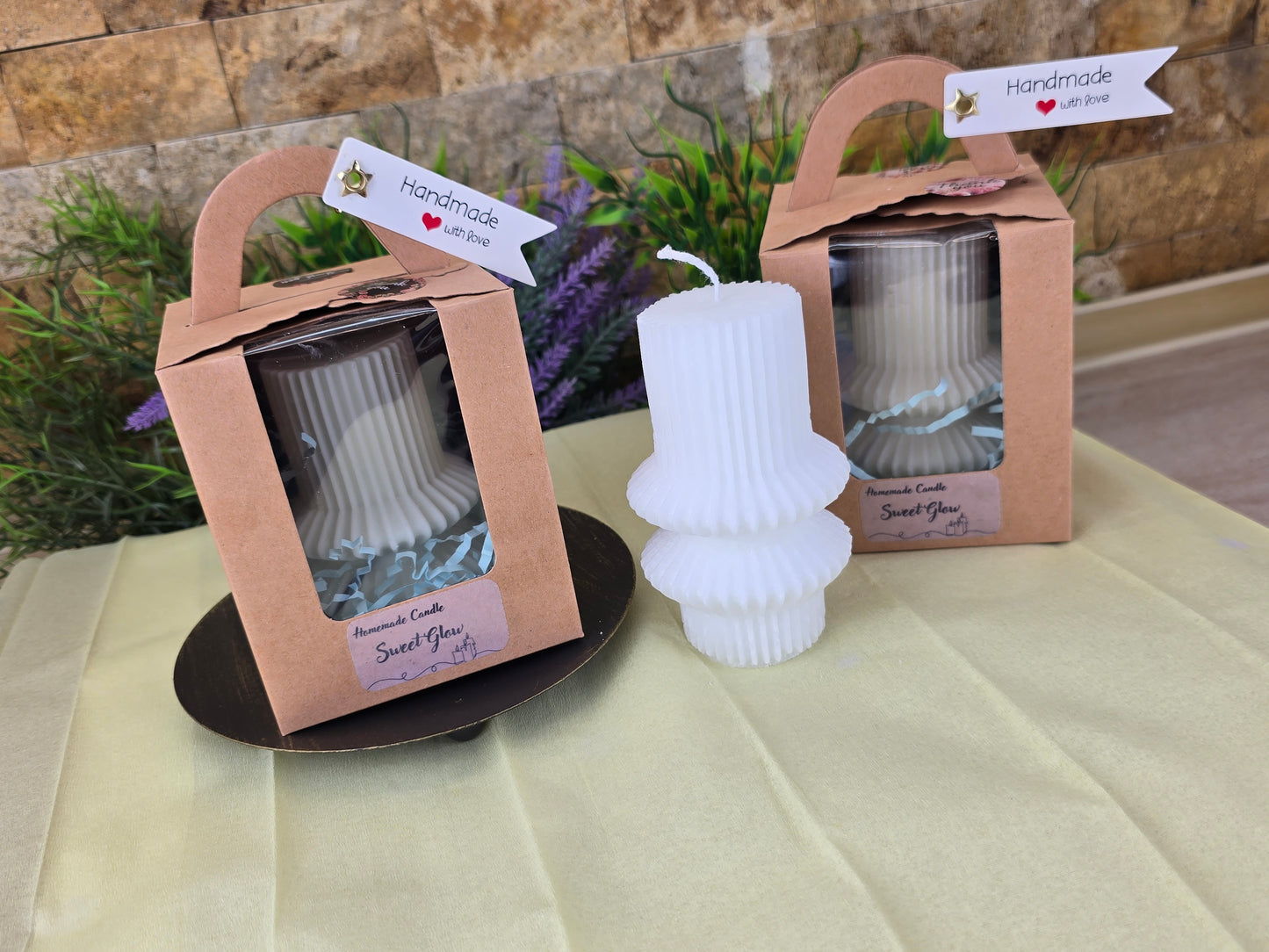 Lumânare handmade „Cercuri de Lumină” – Design minimalist și rafinat