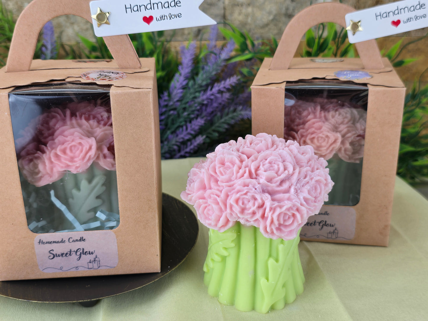 Lumânare handmade „Eleganta” – Magia florilor parfumate
