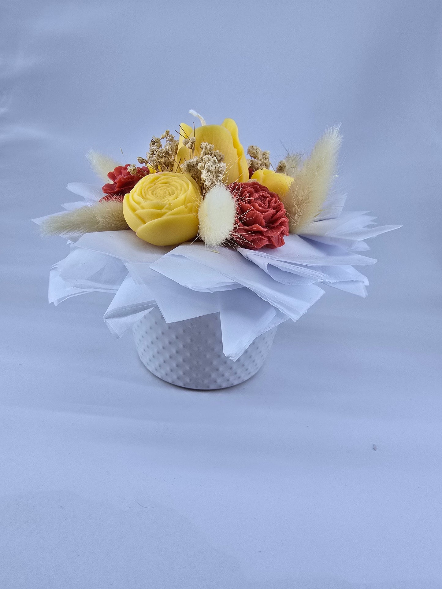 Buchet din ceară naturală handmade – Flori mereu fresh & fără griji 🌸