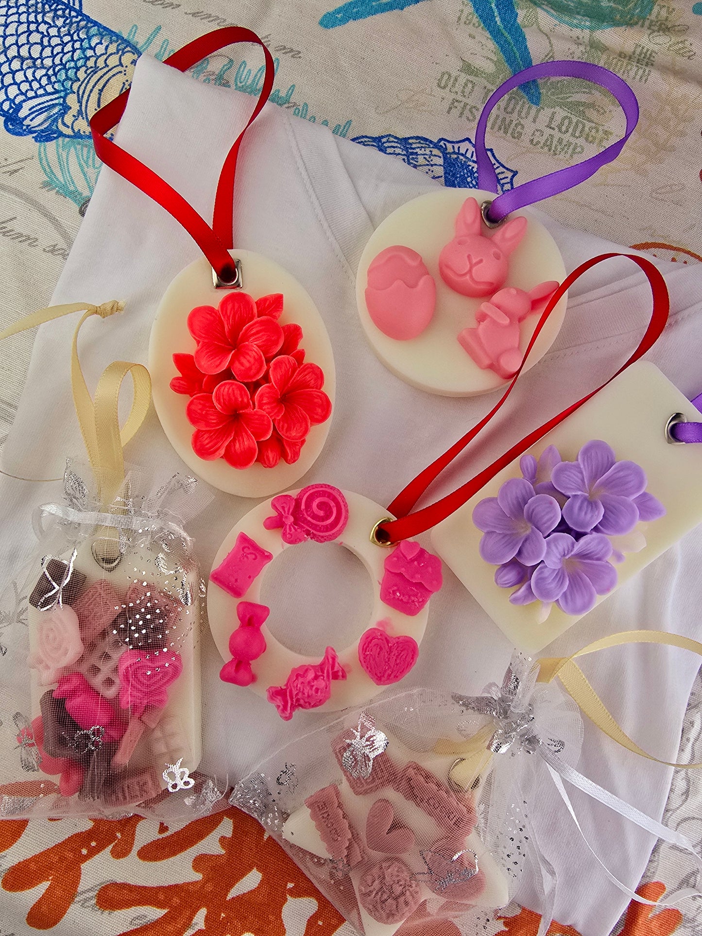 🌸 Florărie de Dulap – Odorizante parfumate din ceară cu flori decorative