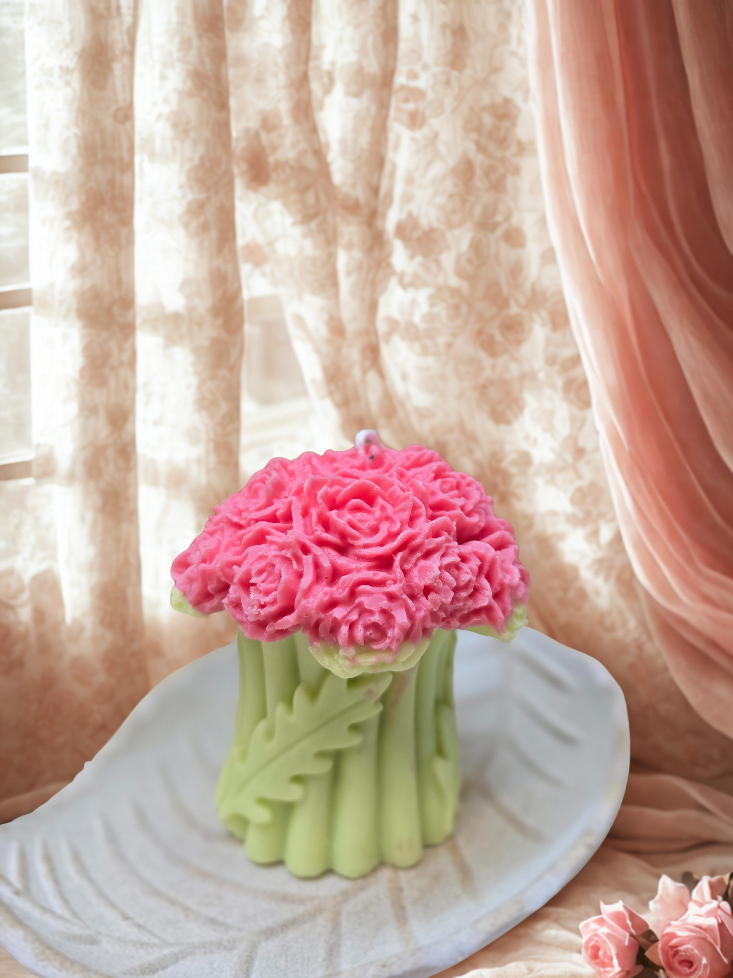 Lumânare handmade „Eleganta” – Magia florilor parfumate