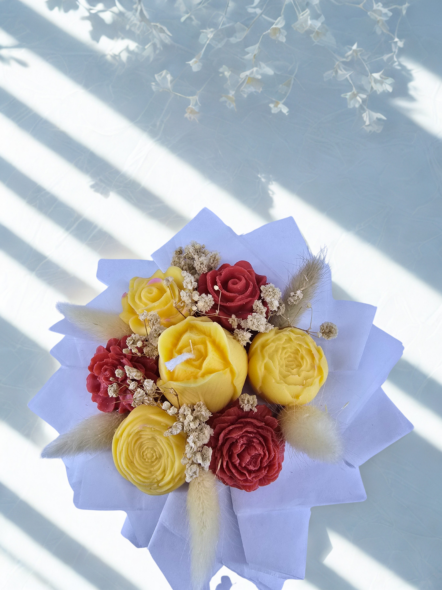 Buchet din ceară naturală handmade – Flori mereu fresh & fără griji 🌸