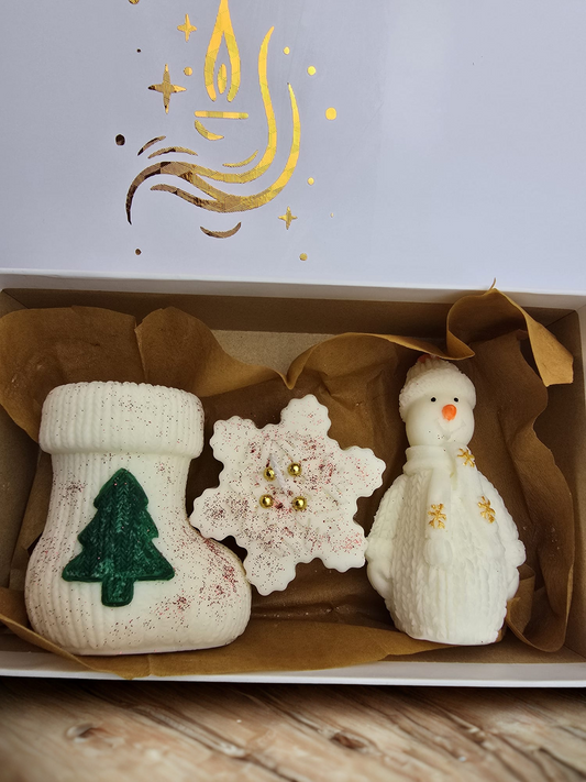 Pachet de Crăciun Handmade – Ghetuță, Fulg de Nea și Om de Zăpadă Pictate Manual